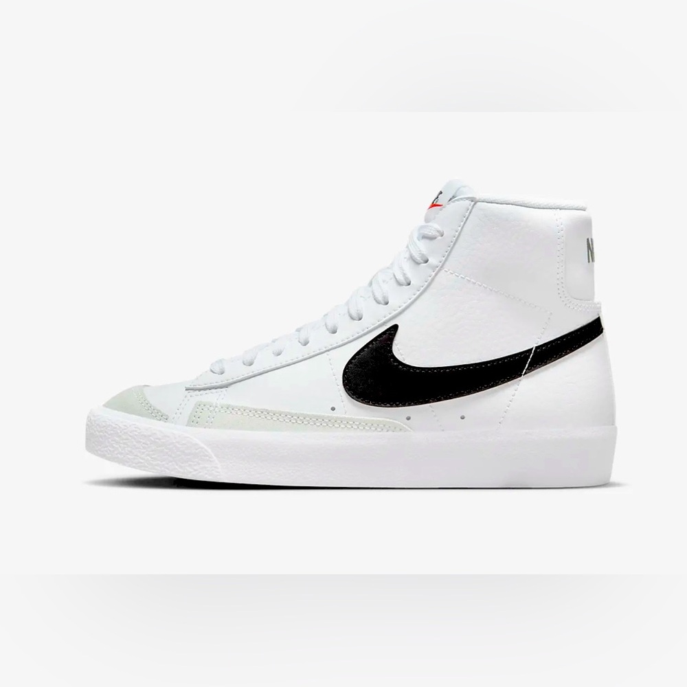 Nike Blazer Mid '77